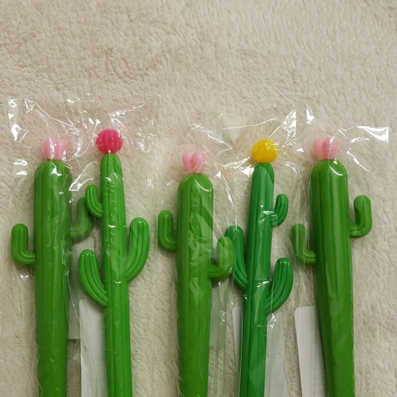 Cactus gel pens [free w bundle >$15] - Picture 2 of 3
